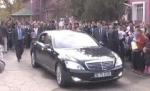 Cum spală SPP-ul maşinile din coloana oficială pe datorie (VIDEO)