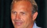 Kevin Costner, tată pentru a şaptea oară