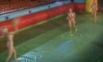Trei femei sexy fac ?mişcare? dezbrăcate - VIDEO