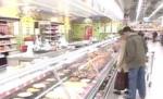 Scumpirile şi banii mai puţini aduc sărbători sărace. Vezi cât costă masa de Paşte