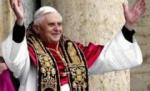 Politicienii italieni îl apără pe Papa
