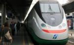 Un tren de pasageri a deraiat în Italia: Cel puţin şapte morţi şi 25 de răniţi (FOTO)