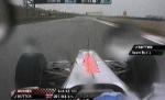 Button a câştigat MP al Chinei. Schumacher, umilit de debutantul Petrov pe ploaie