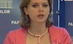 Gafă la Camera Deputaţilor. Roberta Anastase confundă numele poetului basarabean Grigore Vieru