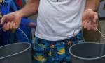 A intrat în secţia de poliţie cu două capete umane într-o găleată