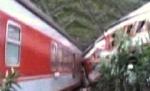 Cel puţin 19 oameni au murit şi 71 au fost răniţi, după ce un tren a deraiat în China (VIDEO)