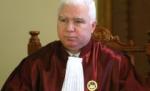 Traian Băsescu a semnat decretul de numire a lui Petre Lăzăroiu în funcţia de judecător la Curtea Constituţională