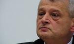 Oprescu în război cu firmele care ridică maşini: Activitatea lor este ilegală