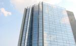 Funcţionar arestat după ce a transferat ilegal 800.000 euro din contul unui client