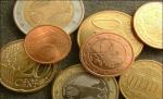 40% dintre românii cu credite au dificultăţi în a-şi plăti ratele