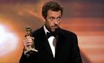 Hugh Laurie a semnat un contract cu o casă de discuri pentru a lansa un album de blues