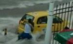 Columbia. Un bărbat a devenit erou naţional după ce a salvat mai mulţi oameni surprinşi de o viitură puternică (VIDEO)