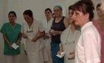 Revoltă în sistemul sanitar. Unii angajaţi au încasat salarii de 1 leu după reducerile impuse de guvern (VIDEO)