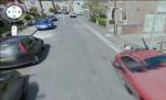 Google Street View a surprins imaginea unei fetiţe ce părea moartă pe un trotuar