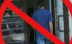 Interzis cu pantaloni scurţi la primăria din Bistriţa (VIDEO)