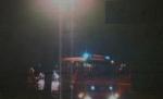 Dâmboviţa. Supărat pe fosta soţie, un bărbat s-a urcat pe un stâlp de telegraf (VIDEO)