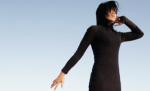 M-Dress - rochiţa neagră care efectuează apeluri telefonice