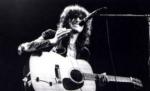 Autobiografia lui Jimmy Page costă 445 de lire. Fanii, nervoşi: Să mi-o aducă acasă şi să mi-o citească