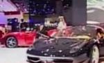 Maşinile de lux, atracţia Salonului Auto de la Paris (VIDEO)