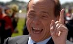 Berlusconi: Este mai bine să-ţi placă fetele decât să fii homosexual 