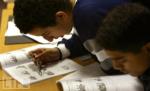 Marea Britanie: Elevii învaţă din manualele musulmane despre antisemitism şi cum trebuie tăiate mâinile hoţilor