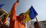 Moldova. Şcoală blocată de 200 de poliţişti, după ce mai mulţi alegători s-au strâns în faţa instituţiei