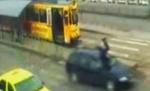 Imagini şocante: Ieşean izbit în plin în timp ce traversează pe roşu