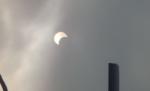 Eclipsa de Soare, surprinsă de utilizatorii VideoNews. Trimite imagini din timpul fenomenului