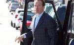 Arnold Schwarzenegger, amendat de poliţiştii rutieri