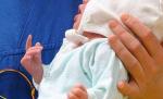 Un bebeluş a fost abandonat în faţa unei mânăstiri din Iaşi