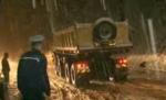 Traficul rutier în Pasul Gutâi, îngreunat de ninsori