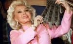 Actriţei Zsa Zsa Gabor i-a fost amputat piciorul drept. Operaţia i-a salvat viaţa