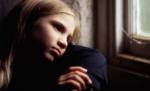 O fetiţă de 9 ani s-a sinucis, după ce a fost certată pentru că mânca prea multe dulciuri