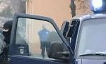 Scandalul permiselor auto: Au fost reţinuţi, în premieră, şi cei care au dat şpagă