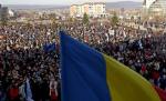 Protest de amploare la Mioveni: Mii de salariaţi Dacia au ieşit în stradă