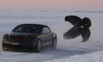 Bentley stabileşte un nou record de viteză pe gheaţă: peste 330 km/h
