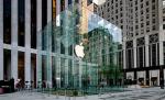 Apple va returna 100 de dolari celor care şi-au cumpărat iPad în ultima perioadă