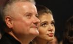 Monica îi acuză pe bodyguarzii lui Irinel că au agresat-o când a vrut să intre în casa de la Izvorani
