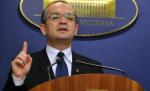 Emil Boc despre românii care se intorc din Japonia: Nu se face caritate pe bani publici