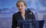 Madeleine Albright, sponsorizată pentru a promova în România vaccinarea anti-HPV