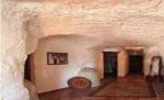 Oamenii încă mai trăiesc în peşteri. Vezi cum arată cavernele moderne