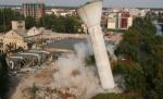Tulcea. Un turn de 86 de metri, pus la pământ cu 50 kg de explozibil