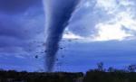 O tornadă a distrus mai multe case şi un aeroport în Missouri