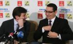 PSD şi PNL se pregătesc să depună două moţiuni simple împotriva guvernului Boc