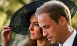 Isterie înainte de nunta regală: britanicii şi-au amplasat corturi în faţa palatului Buckingham