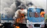 Argentina. Navetiştii au dat foc trenurilor din cauza unei întârzieri