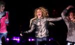 Shakira a cântat pentru peste 20.000 de fani uzi leoarcă
