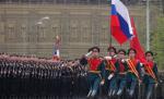 Peste 20.000 de soldaţi mărşăluiesc de Ziua Victoriei în Piaţa Roşie din Moscova