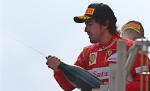 Fernando Alonso rămâne la Ferrari până în 2016