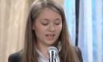 O poetă de 16 ani a impresionat audienţa la Târgul Naţional al Cărţii de Poezie